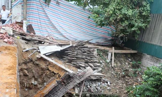 Sập bờ kè ở Vân Đồn, 2 công nhân thương vong