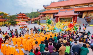 Đề nghị chùa Ba Vàng không tiếp nhận công đức các linh vật lạ