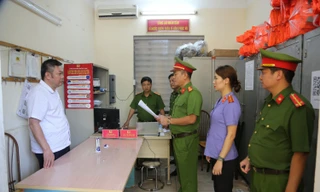 Bắt ‘trùm’ đất đá thải mỏ ở Quảng Ninh