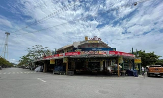 Thành phố du lịch Hạ Long ra sao trước 'làn sóng' COVID-19 bùng phát?