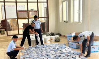 Thu giữ hơn 5.000 tuýp thuốc tân dược tại Móng Cái