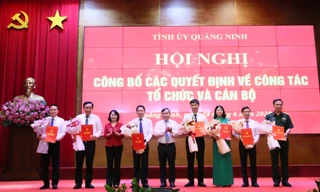 Quảng Ninh công bố quyết định về công tác cán bộ trước khi vận hành chính quyền 2 cấp