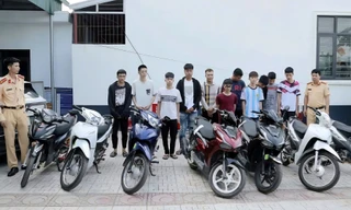 Nhóm 'quái xế' đại náo đường phố ở Quảng Ninh bị phạt gần 100 triệu đồng 