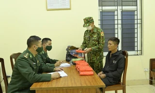 Bắt đối tượng vận chuyển thuốc nổ bán cho ngư dân khai thác thủy sản