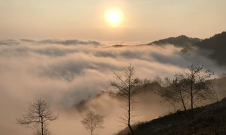 Săn mây trên đỉnh Cao Mã Pờ