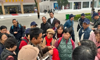 Vì sao khách Trung Quốc qua cửa khẩu Móng Cái đa số là người cao tuổi?