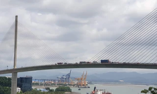 Liên tiếp 2 ngày, 3 nạn nhân tử vong do nhảy cầu Bãi Cháy