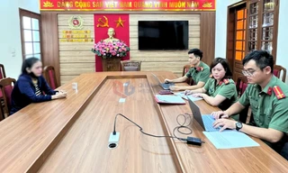 Triệu tập hai phụ nữ phao tin nhảm 'Bên trong bụng cá song câu được có bàn tay người'