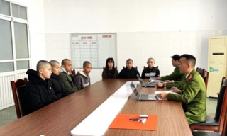 Bắt giữ 16 đối tượng mang dao diễu phố nhờ công nghệ AI