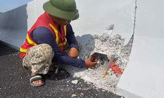 Cao tốc đẹp nhất nước vừa đi vào hoạt động đã bị trộm cáp ngầm