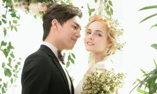 Bất chấp biển cấm, cặp đôi trèo lên di tích ở Đà Nẵng để có ảnh đẹp