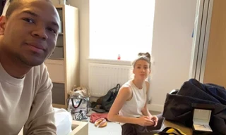 Chàng trai chụp bộ ảnh cầu hôn 'ai cũng biết chỉ nữ chính không biết'