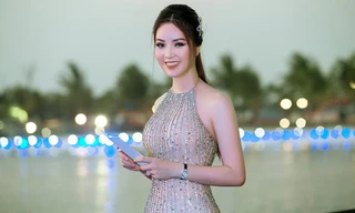 Á hậu Thuỵ Vân khoe thân hình đồng hồ cát gợi cảm với váy xuyên thấu