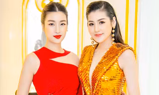 Hoa hậu Mỹ Linh, Á hậu Tú Anh 'đọ sắc' gợi cảm với váy xẻ táo bạo