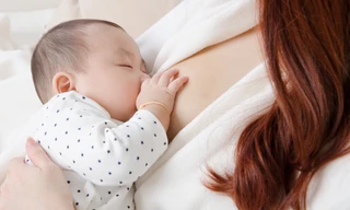 Cai sữa muộn có làm trẻ lười ăn không?