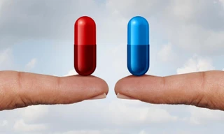 Bác sĩ nhắc bạn ‘bí kíp’ dùng thuốc khi đi máy bay