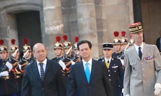 Pháp - Việt, cầu nối Á - Âu