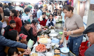 Phong vị Tết độc đáo tại chợ cổ, gần 700 tuổi ở Nam Định