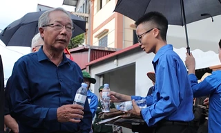 Đoàn viên, thanh niên tất bật phục vụ Lễ viếng Tổng Bí thư tại quê nhà