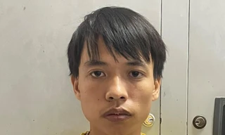 Đối tượng Bàn tại cơ quan công an