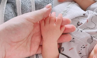 Bảo Thy "mê con không lối thoát", chỉ ngủ 4 tiếng một ngày từ khi lên chức mẹ bỉm sữa