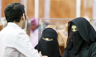 Đàn ông A rập Saudi độc thân được vào siêu thị một mình