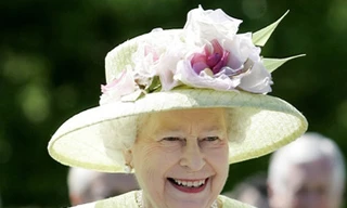 BST mũ thời trang của Nữ hoàng Elizabeth II