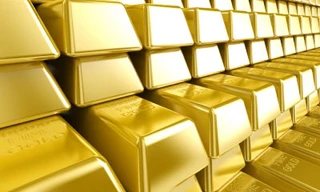Giá vàng tiếp tục lao dốc