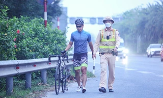 Xử lý nghiêm tình trạng xe đạp đi vào đường Võ Nguyên Giáp