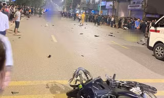 Hà Nội: Công an điều tra vụ 3 xe máy va chạm, 4 học sinh thương vong
