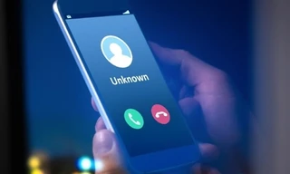 Người phụ nữ ở Hà Nội bị kẻ giả mạo công an lừa hơn 700 triệu đồng