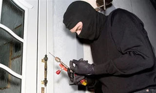 Công an Hà Nội cảnh báo việc chia sẻ lịch trình của gia đình dịp nghỉ lễ