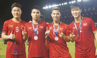 Ngoài tấm Huy chương Bạc cho vị trí Á quân, thầy trò HLV Park Hang Seo cũng gặt hái được nhiều thành quả tại King's Cup 2019 ảnh: HỮU PHẠM