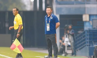 HLV Ri Yu Il của U23 Triều Tiên