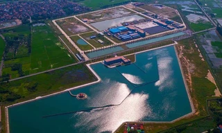 Giá nước từ Nhà máy nước sông Đuống bán cho dân tối đa 10.000 đồng/m3 ảnh: Mạnh Thắng