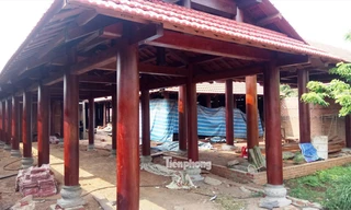 Một góc nhỏ căn nhà gỗ “khủng” của ông Quyến ở đường Nguyễn Văn Trỗi