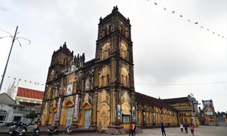 Viện Bảo tồn Di tích đề xuất hai phương án trùng tu nhà thờ Bùi Chu Ảnh: MẠNH THẮNG