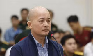 Ông Đinh Ngọc Hệ trong một lần hầu tòaẢnh: TTXVN