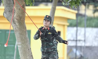 Chân dung ‘bông hồng thép’ về dự Đại hội Đoàn toàn quân lần thứ X