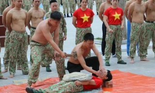 Một màn trình diễn trong buổi huấn luyện của Đội Công binh số 1