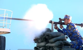 Lữ đoàn tàu vận tải, đổ bộ 955 và nhiệm vụ ‘làm điểm tựa cho ngư dân vươn khơi bám biển’