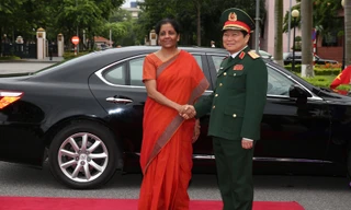 Hai Bộ trưởng Quốc phòng Việt Nam và Ấn Độ đã gặp gỡ và hội đàm tại Hà Nội, ngày 13/6