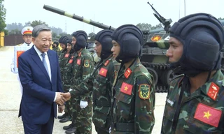 Tổng Bí thư Tô Lâm thăm lực lượng đột kích mạnh của Quân đội
