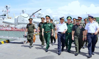 Sĩ quan trẻ Quân đội Lào giao lưu tại nhiều đơn vị Quân đội Việt Nam