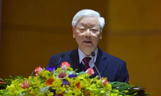 Tổng Bí thư, Chủ tịch nước, Bí thư Quân ủy Trung ương Nguyễn Phú Trọng phát biểu chỉ đạo hội nghị, sáng 7/12