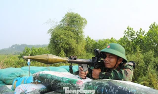 Xạ thủ B41 tiêu diệt mục tiêu trên trường bắn Cẩm Khê 