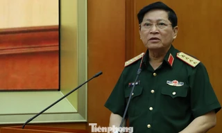 Đại tướng Ngô Xuân Lịch phát biểu tại hội nghị, ngày 4/9. Ảnh: PV