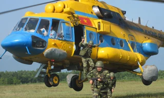 Xem đặc công Việt Nam leo tường, khống chế khủng bố