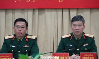 Tư lệnh BTL Bảo vệ Lăng Chủ tịch Hồ Chí Minh và Tư lệnh BTL Công binh chủ trì hội nghị, chiều 21/1