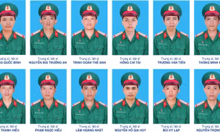 Truy tặng Huân chương Bảo vệ Tổ quốc cho 12 quân nhân hy sinh tại Quân khu 7